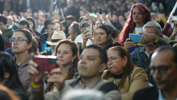 El gobierno de Gustavo Petro le cumple al pueblo: va a entregar 600.000 hectáreas de tierra al campesinado en el 2025