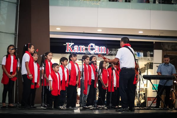 Coro de la Escuela Municipal de Música emociona en presentación navideña en Popayán