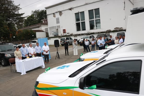 Popayán fortalece su sistema de salud con la llegada de nuevas ambulancias