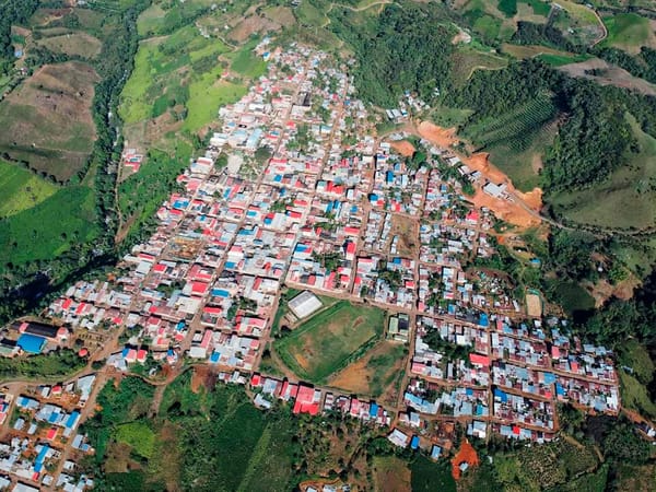 Tres civiles heridos en los combates entre el Ejército y las disidencias de las Farc en El Plateado, Argelia