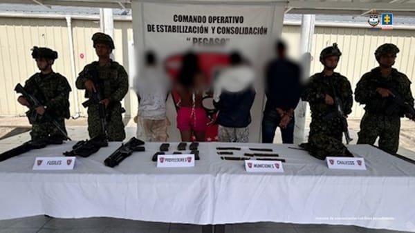 Judicializados presuntos responsables de porte ilegal de armas y elementos de uso privativo de las fuerzas armadas