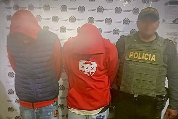 Reacción policial permitió la captura de dos hombres tras hurtar en una vivienda