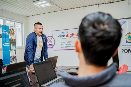 La Alcaldía de Popayán en Alianza con el Sena, inició el curso de Marketing Digital en el Parque Informático Carlos Albán