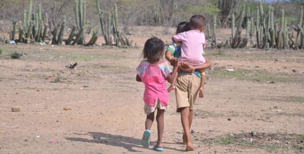 Niño wayuu en estado crítico de salud fue trasladado en condiciones inapropiadas a la ciudad de Barranquilla