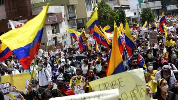 Presidente Gustavo Petro convoca a tomarse las calles hasta que se aprueben las reformas sociales