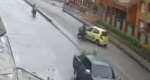 ¡Imprudencia al volante!, taxista  provoca accidente en Popayán