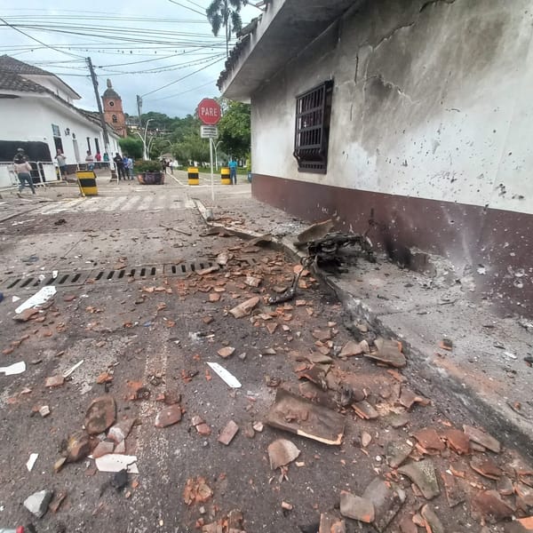 (Ampliación) Dos civiles heridos luego de la activación de una moto cargada con explosivos en Caloto, Cauca