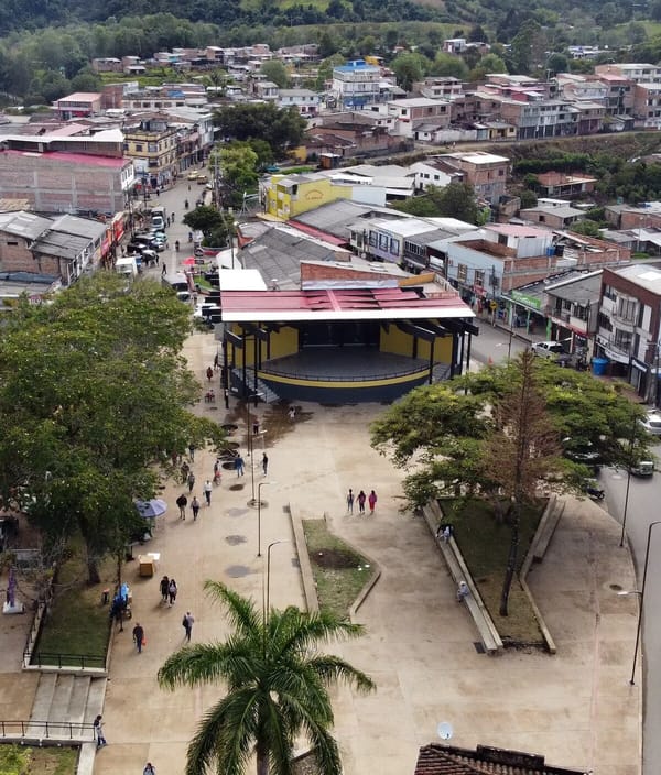 Varios heridos tras explosión en el casco urbano de Piendamó, Cauca