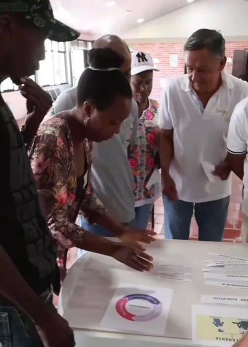 Comunidades del norte del Cauca participan en una jornada de capacitación socioempresarial