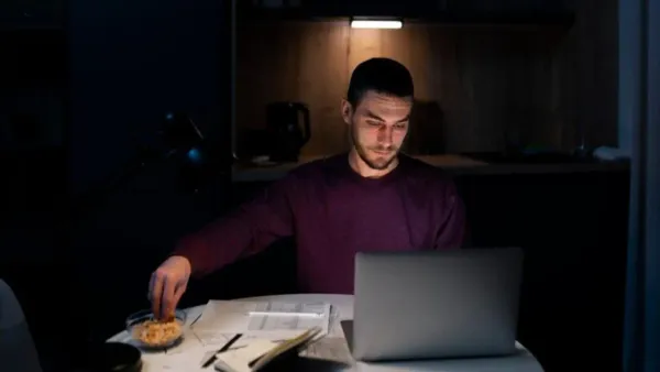 Reforma laboral propone recargo nocturno más temprano: le contamos cómo sería