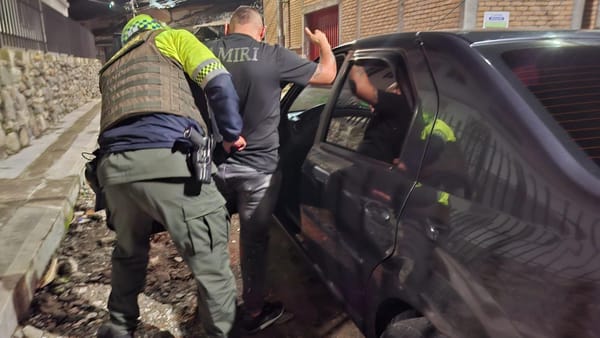 Operativos nocturnos para combatir la delincuencia mientras la comunidad descansa