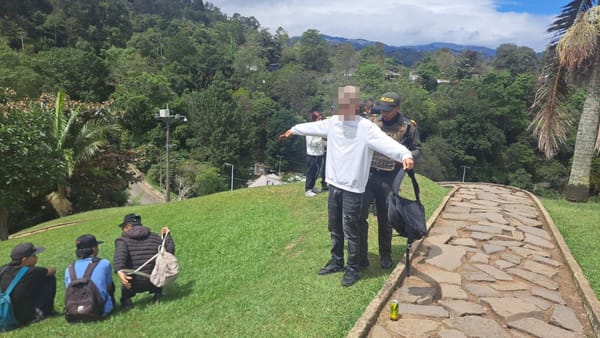 Las labores de control de la Policía Metropolitana en el Morro de Tulcán