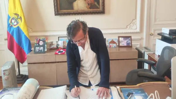 Petro insiste en una Constituyente si la Corte bloquea consulta popular