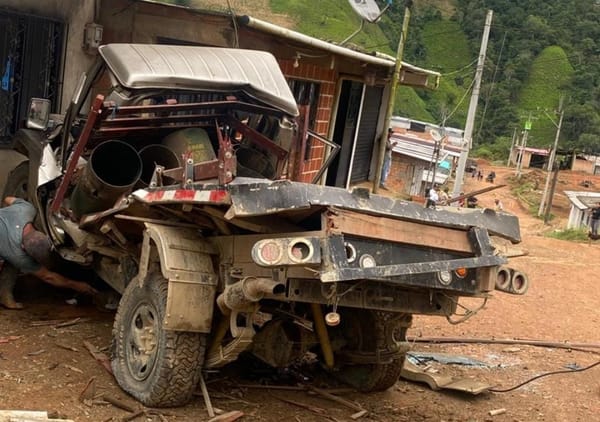 Ataque con explosivos contra base militar en El Plateado, Argelia (Cauca)