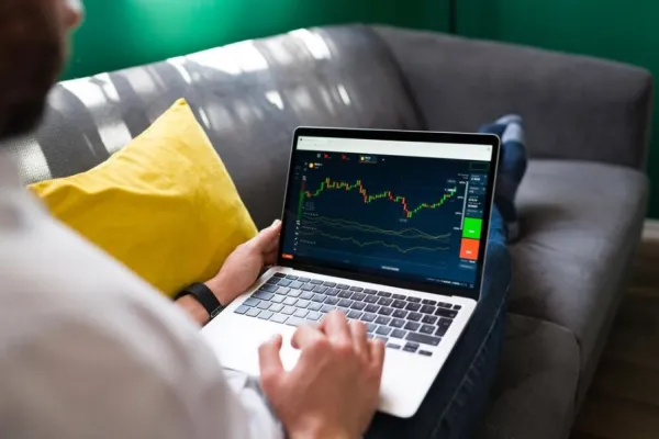 Cómo gestionar sus fondos y minimizar los riesgos en su cuenta de trading