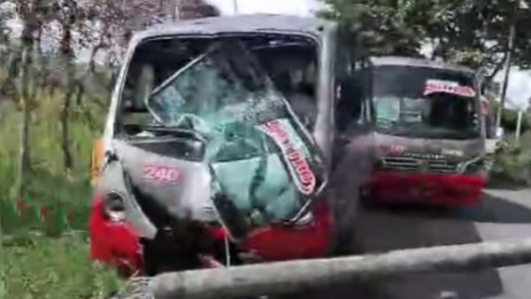 ¿Otra vez la guerra del centavo? Choque entre busetas de Sotracauca en Popayán
