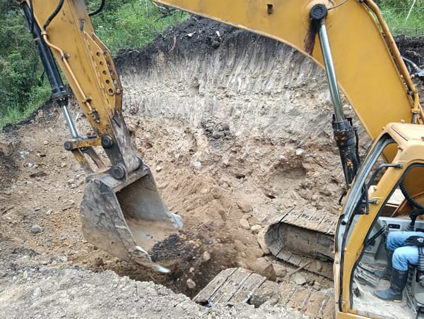 Continúan labores de remoción de material en la vía Popayán – Totoró – Inzá – Páez, Cauca