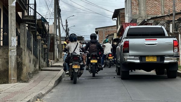 Niño perdió un dedo tras quedar atrapado en la cadena de una motocicleta en Popayán