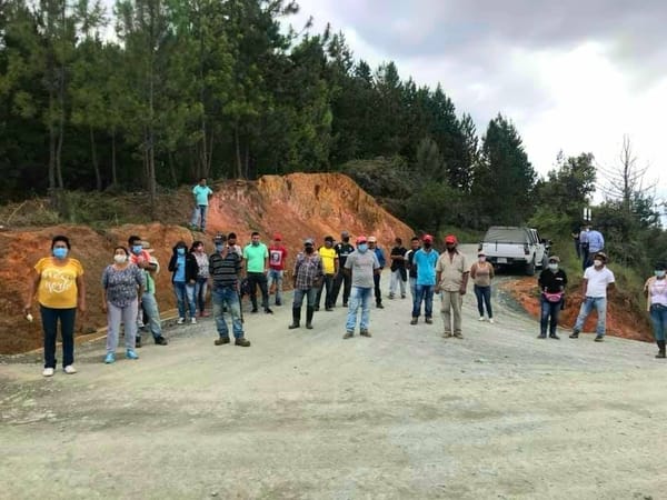 Bloqueo en vía a Los Picachos afecta recolección de basuras en Popayán
