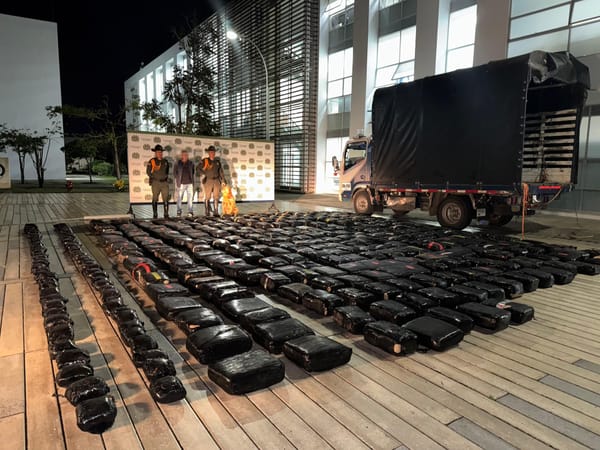 Policías incautaron una tonelada de marihuana que pertenecería a las disidencias de las Farc en el Cauca