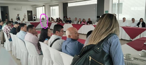 Foto de familia… ¿o flagrante violación?