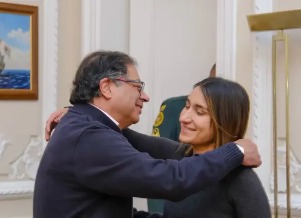 “Buen viento y buena mar”: Petro se despide de Laura Sarabia tras su renuncia como canciller