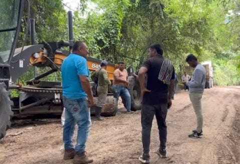 La gobernación del Cauca apoya al municipio de Mercaderes para el mejoramiento de vías terciarias