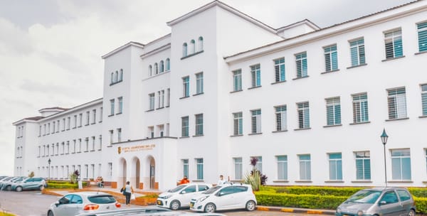 Temístocles denuncia privatización de algunos servicios en el Hospital San José
