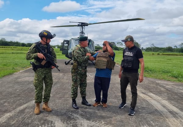 Ejército Nacional frustra extorsión y rescata con vida a transportador secuestrado en Barbacoas, Nariño
