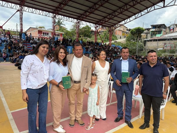 Histórico: el pueblo Nasa recibe por primera vez la Biblia completa traducida al Nasa Yuwe