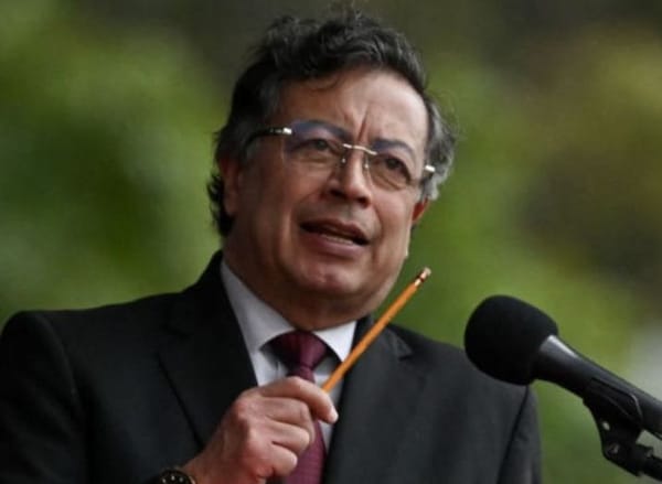 El presidente Gustavo Petro destacó el aumento real del salario mínimo de los trabajadores