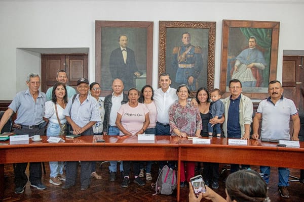 Popayán impulsa el desarrollo municipal con la firma de 12 convenios solidarios