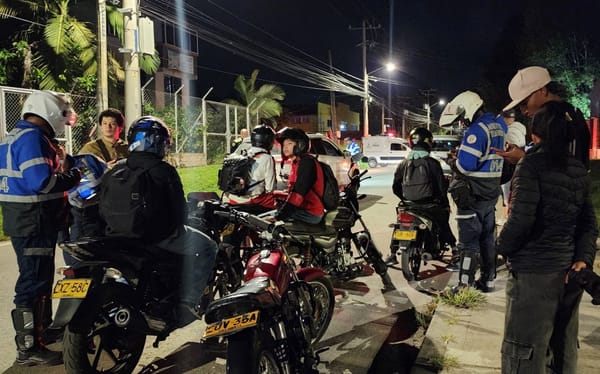 Popayán prohíbe circulación nocturna de motocicletas para reducir delitos y accidentes