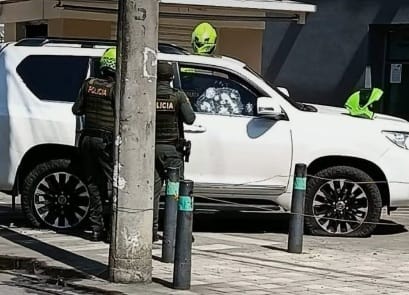 Ocupante de una camioneta fue asesinado con disparos de fusil