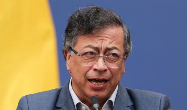 Presidente Gustavo Petro lanza fuerte crítica a EE.UU. tras mortal operativo contra el narcotráfico en el mar Caribe