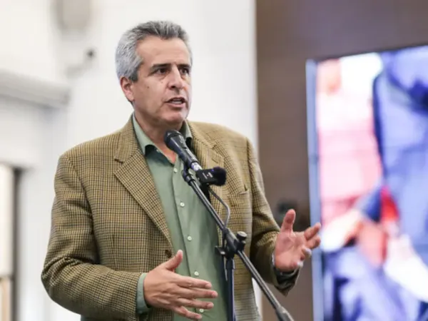 Exministro Velasco sometido a medida de arraigo en la DIJIN por caso UNGRD