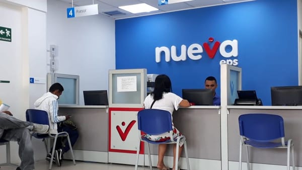 Contraloría alerta por graves riesgos financieros y administrativos en la Nueva EPS