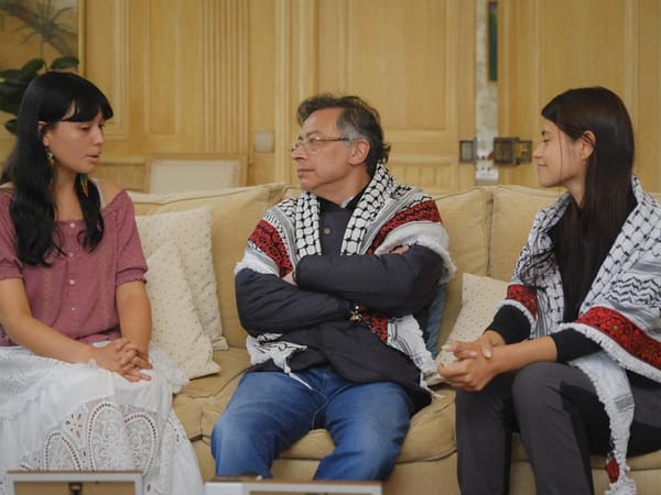 Presidente Gustavo Petro se reunió con las dos colombianas capturadas por Israel: "Nos trataron como terroristas"