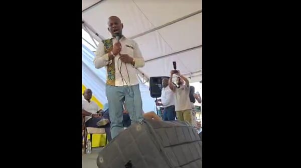 Elías Larrahondo, seis años después: ¿conmemoración o campaña anticipada?