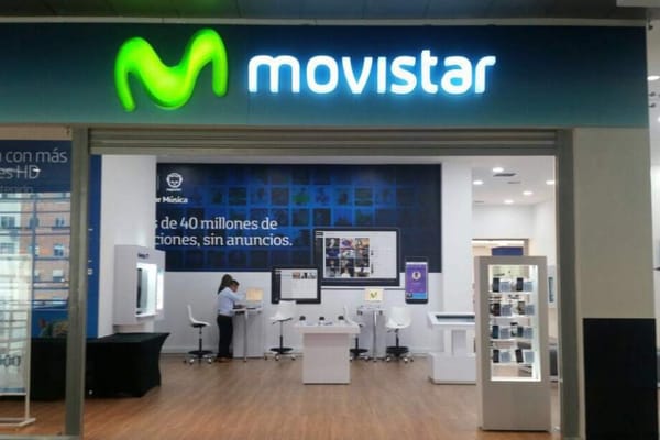 Multa millonaria a Movistar por contactar sin autorización a usuarios de otro operador