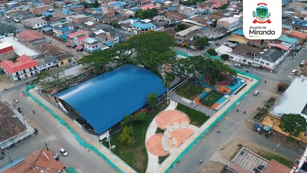 Miranda inaugura la Plazoleta Regional por la Paz con presencia de la vicepresidenta Francia Márquez