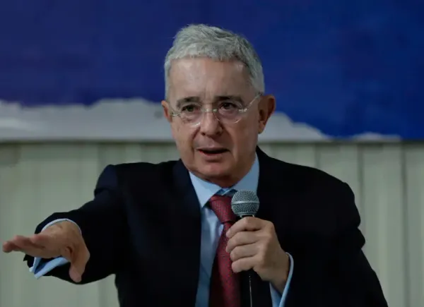 Tribunal Superior de Bogotá absuelve al expresidente Álvaro Uribe por soborno en caso Carlos Enrique Vélez