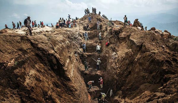 Colapsó un puente en mina en RD del Congo: confirman decenas de muertos y heridos