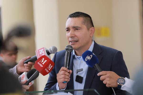 Gobernador del Cauca rechaza atentado con carro bomba en Suárez y exige mayor presencia del Estado