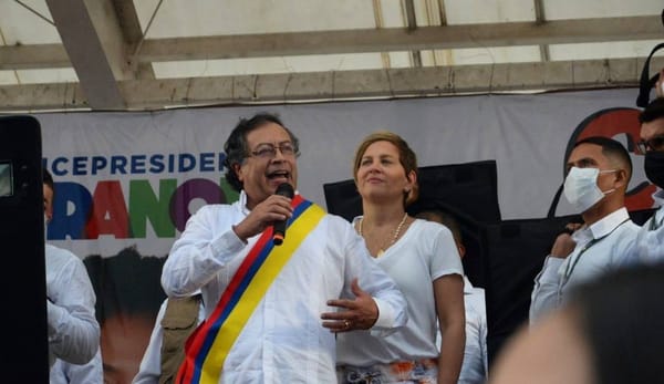 CNE sanciona a directivos y partidos de la campaña Petro Presidente por violación de topes y financiación prohibida