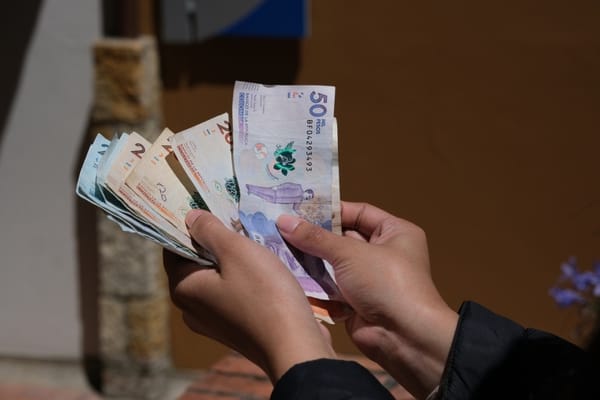 Gobierno fija salario mínimo de 2026 en $2.000.000 con auxilio de transporte