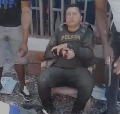 La comunidad de Buenos Aires le salvó la vida a ocho policías tras el intenso hostigamiento de las disidencias de las Farc