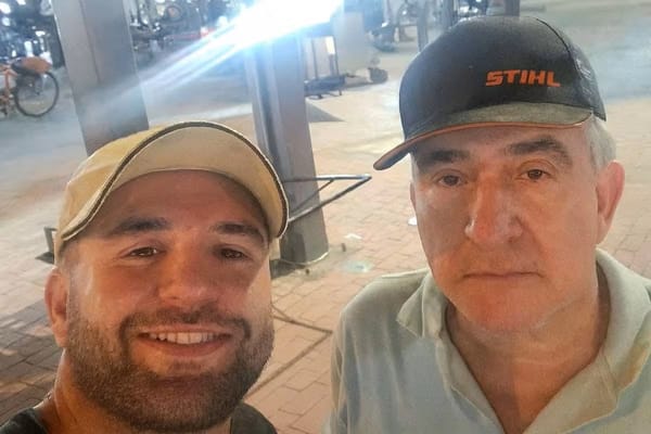 Identifican a padre e hijo muertos en atentado con explosivos en vía del  norte de Colombia