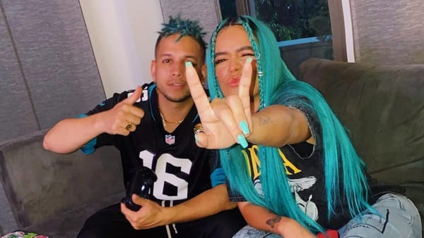 ¿Romance o montaje? Las imágenes de Karol G que encendieron las redes