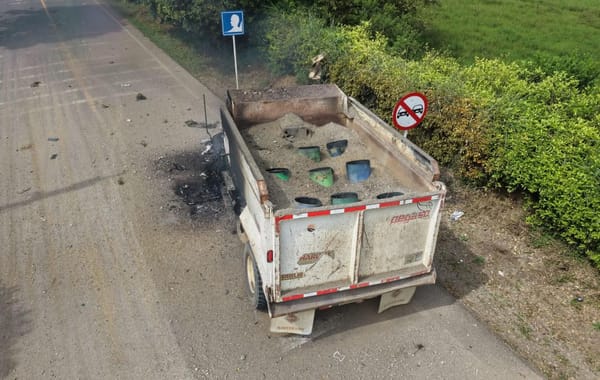 Ataque con cilindros bomba contra base militar en Caloto deja un soldado y una civil heridos